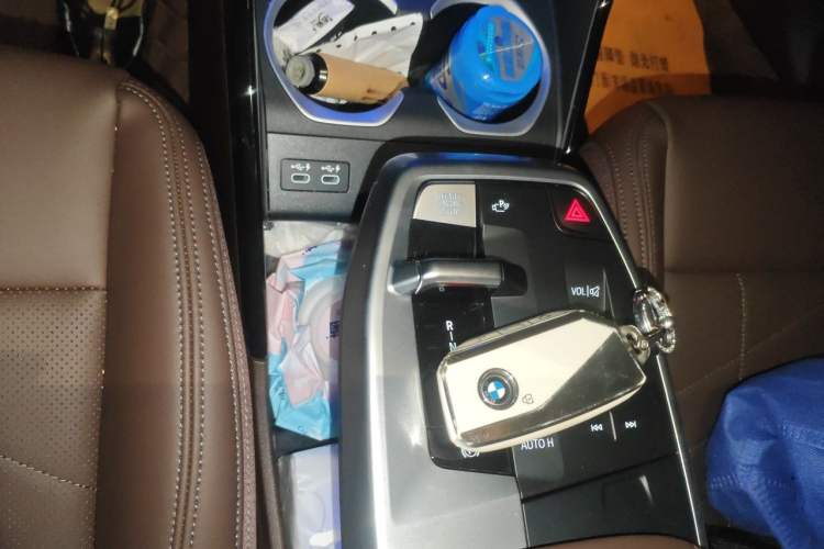 Used BMW X1 2023 sDrive20Li X Design Package Gear Lever