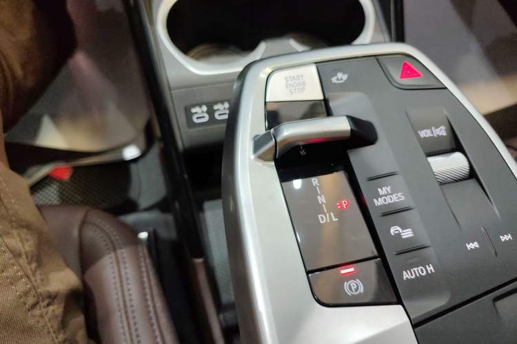 Used BMW X1 2023 sDrive25Li M Sport Package Gear Lever