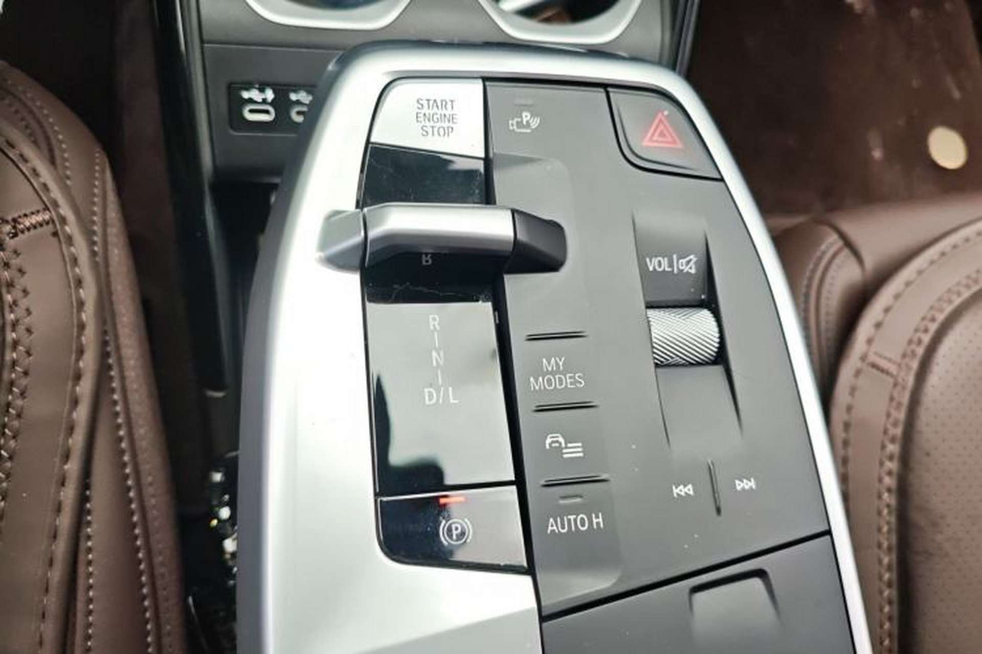 Used BMW X1 2023 xDrive25Li X Design Package Gear Lever