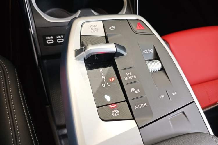 Used BMW X1 2023 sDrive25Li X Design Package Gear Lever
