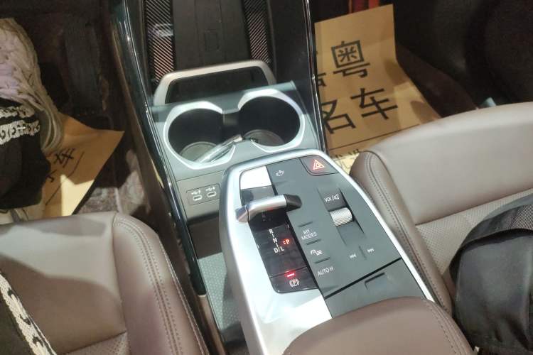 Used BMW X1 2023 sDrive25Li M Sport Package Gear Lever