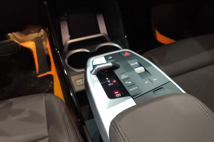 Used BMW X1 2023 sDrive25Li X Design Package Gear Lever
