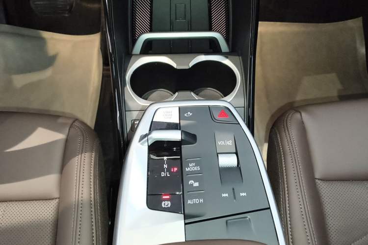 Used BMW X1 2023 sDrive25Li M Sport Package Gear Lever