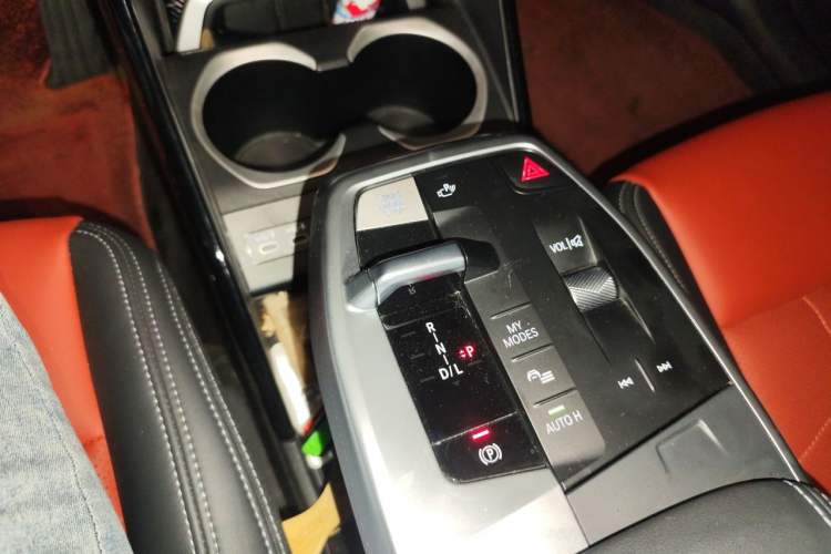 Used BMW X1 2023 sDrive25Li X Design Package Gear Lever