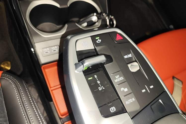 Used BMW X1 2023 sDrive25Li X Design Package Gear Lever