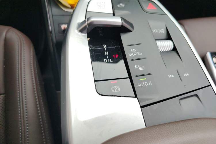 Used BMW X1 2023 sDrive25Li M Sport Package Gear Lever