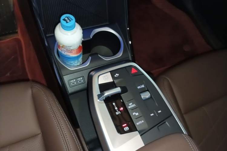 Used BMW X1 2023 sDrive20Li X Design Package Gear Lever