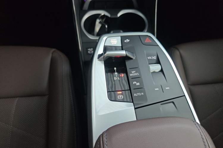 Used BMW X1 2023 sDrive25Li M Sport Package Gear Lever