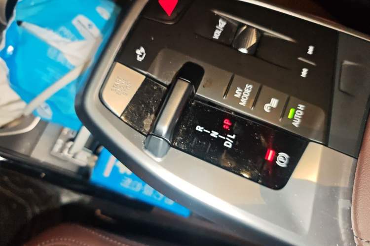 Used BMW X1 2023 sDrive20Li X Design Package Gear Lever