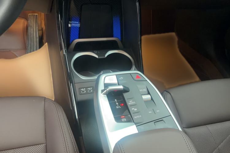 Used BMW X1 2023 sDrive25Li X Design Package Gear Lever