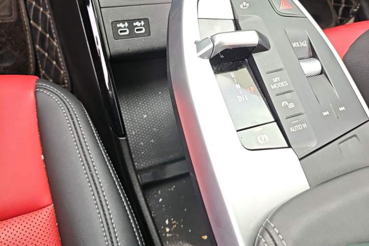Used BMW X1 2023 sDrive20Li X Design Package Gear Lever