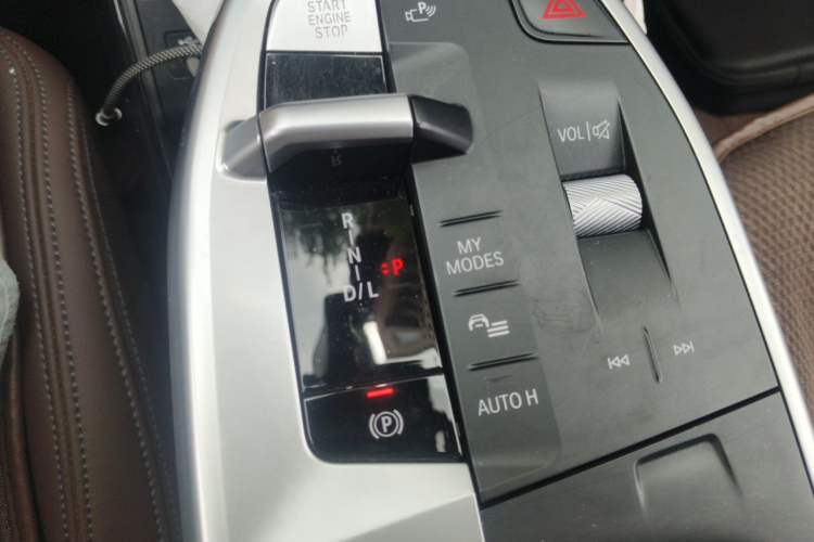Used BMW X1 2023 sDrive25Li X Design Package Gear Lever
