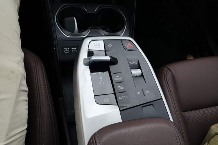 Used BMW X1 2023 xDrive25Li X Design Package Gear Lever