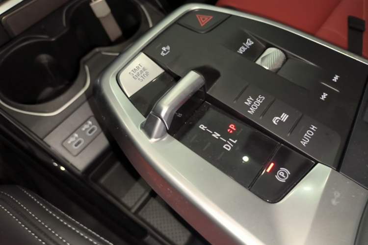 Used BMW X1 2023 xDrive25Li X Design Package Gear Lever