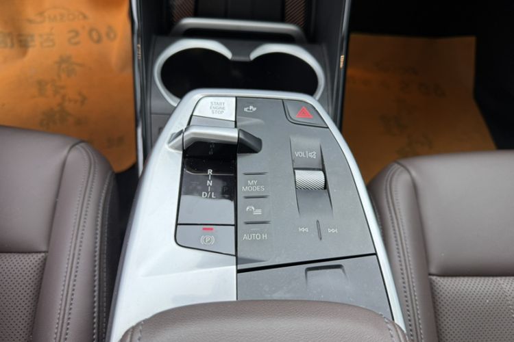 Used BMW X1 2023 sDrive25Li X Design Package Gear Lever