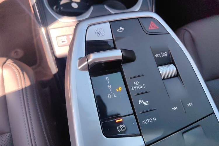 Used BMW X1 2023 sDrive25Li X Design Package Gear Lever