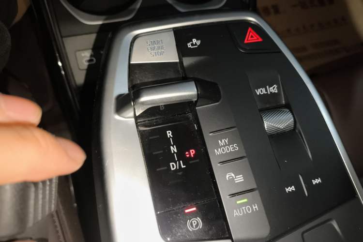 Used BMW X1 2023 sDrive25Li X Design Package Gear Lever