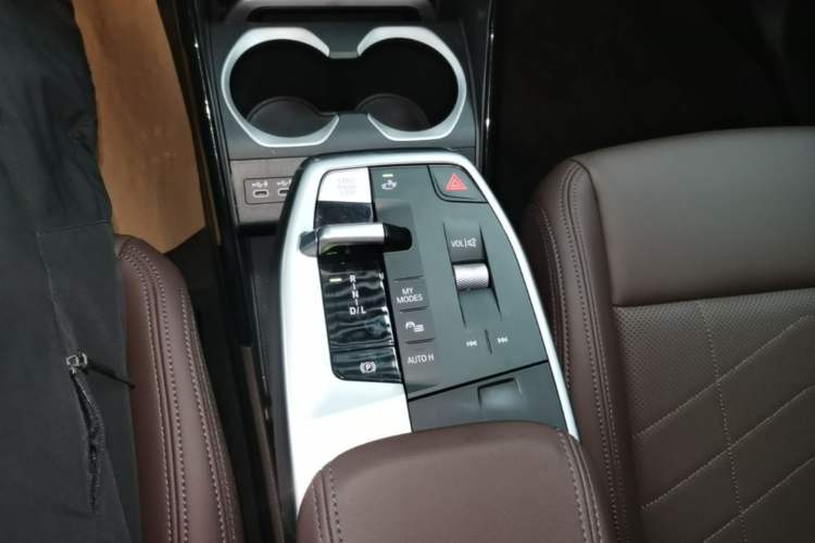Used BMW X1 2023 sDrive25Li M Sport Package Gear Lever