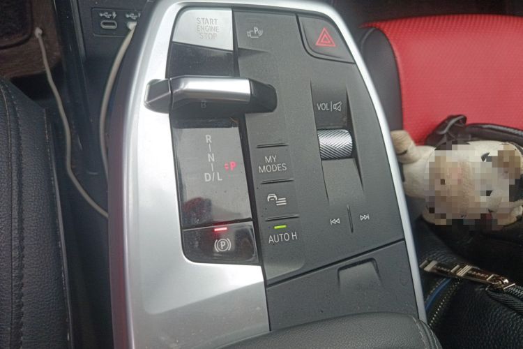 Used BMW X1 2023 sDrive25Li X Design Package Gear Lever