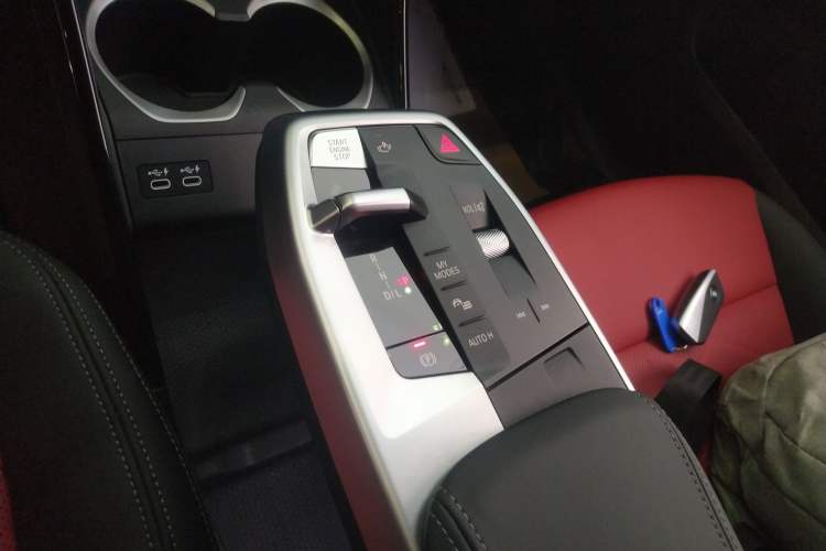 Used BMW X1 2023 sDrive25Li X Design Package Gear Lever