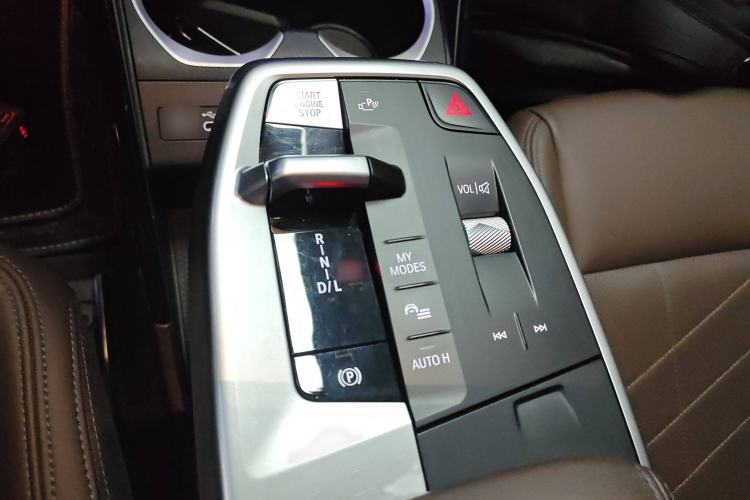 Used BMW X1 2023 sDrive20Li X Design Package Gear Lever