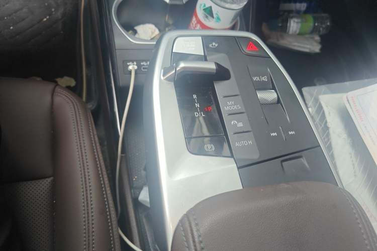 Used BMW X1 2023 sDrive20Li X Design Package Gear Lever
