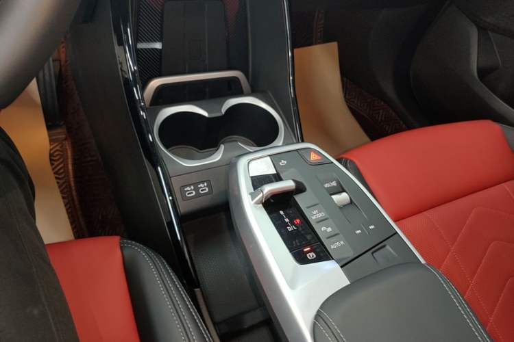 Used BMW X1 2023 sDrive25Li X Design Package Gear Lever