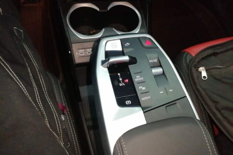 Used BMW X1 2023 xDrive25Li X Design Package Gear Lever