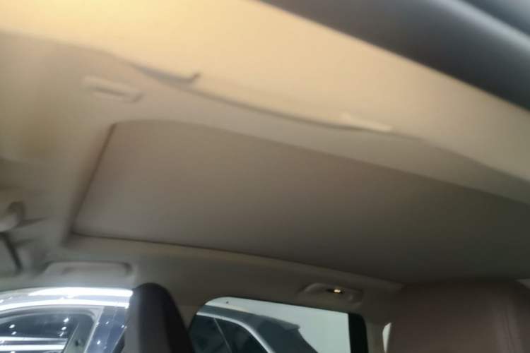 Used BMW X1 2023 sDrive20Li X Design Package Headliner