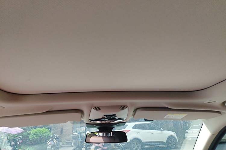 Used BMW X1 2023 sDrive25Li X Design Package Headliner