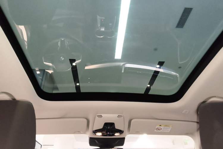 Used BMW X1 2023 sDrive25Li M Sport Package Headliner