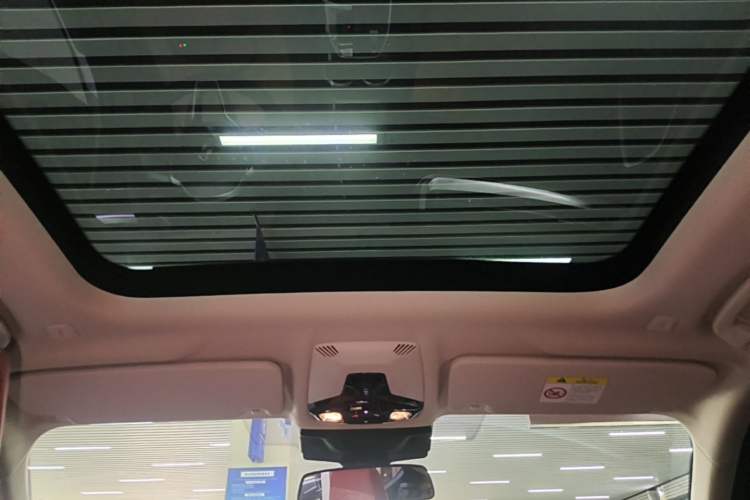 Used BMW X1 2023 sDrive25Li X Design Package Headliner