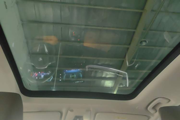 Used BMW X1 2023 sDrive20Li X Design Package Headliner