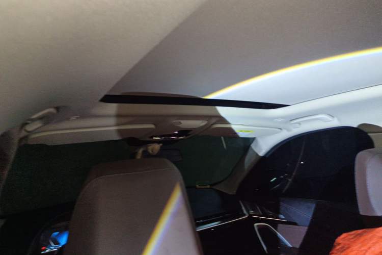 Used BMW X1 2023 sDrive25Li X Design Package Headliner