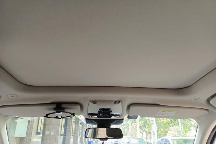 Used BMW X1 2023 sDrive20Li X Design Package Headliner