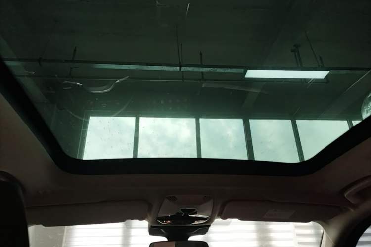 Used BMW X1 2023 sDrive25Li X Design Package Headliner