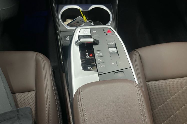 Used BMW X1 2023 sDrive20Li X Design Package Interior 11