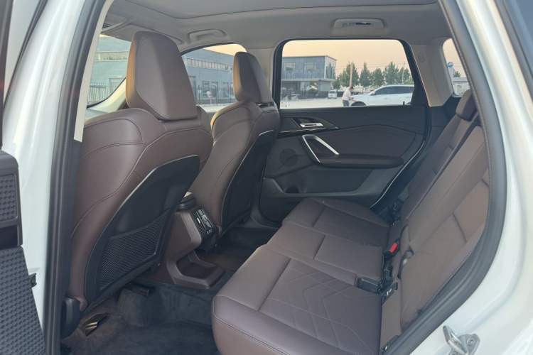 Used BMW X1 2023 sDrive20Li X Design Package Interior 2
