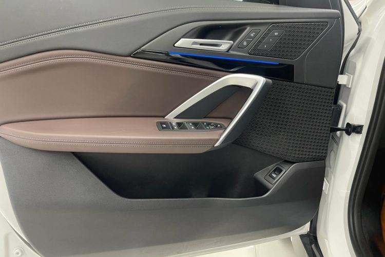 Used BMW X1 2023 sDrive20Li X Design Package Interior 3