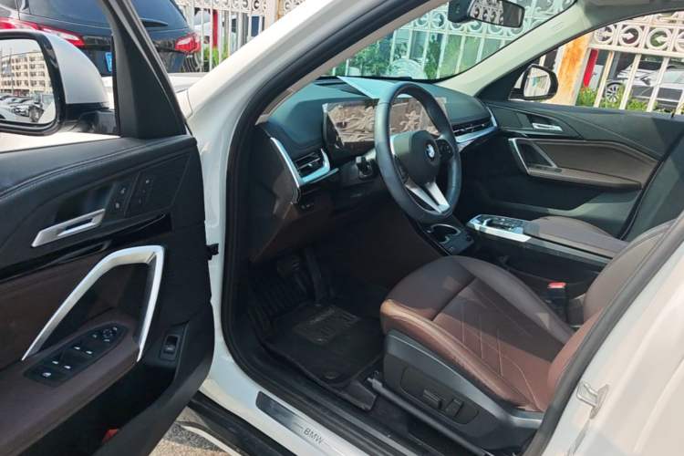 Used BMW X1 2023 sDrive20Li X Design Package Interior 3