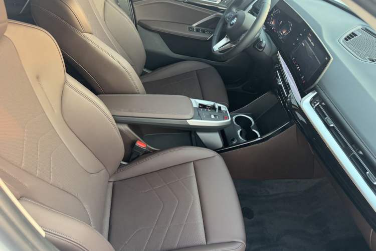 Used BMW X1 2023 sDrive20Li X Design Package Interior 4