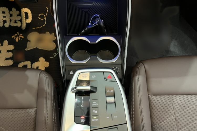 Used BMW X1 2023 sDrive20Li X Design Package Interior 4