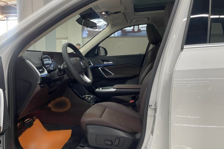 Used BMW X1 2023 sDrive20Li X Design Package Interior 4