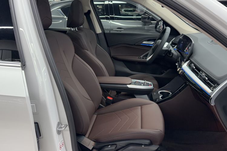 Used BMW X1 2023 sDrive20Li X Design Package Interior 5