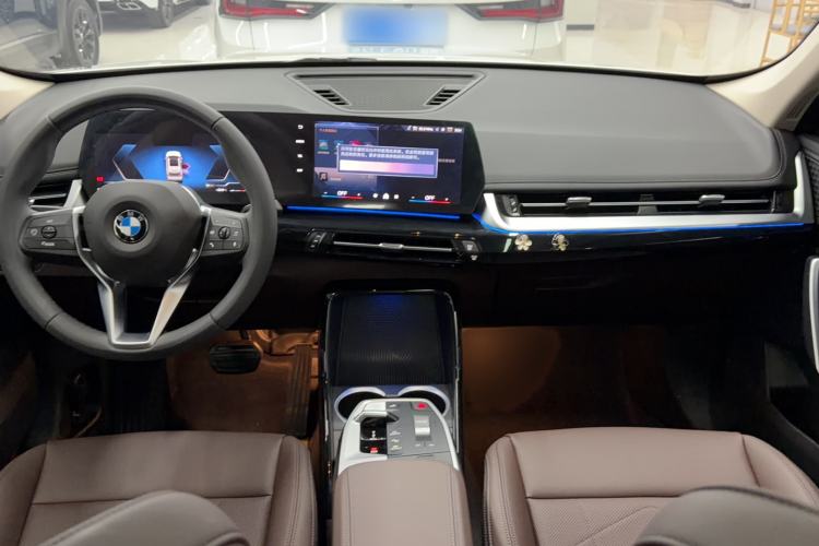 Used BMW X1 2023 sDrive20Li X Design Package Interior 6
