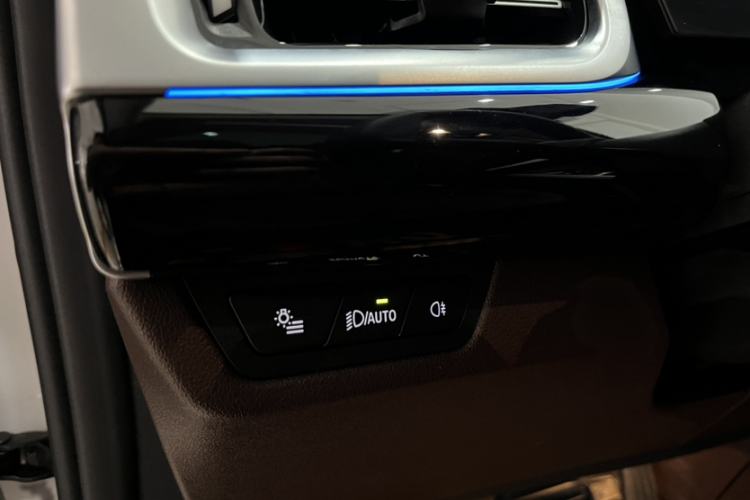 Used BMW X1 2023 sDrive20Li X Design Package Interior 8