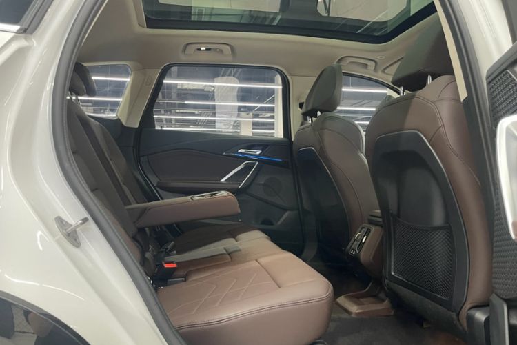 Used BMW X1 2023 sDrive20Li X Design Package Interior 8