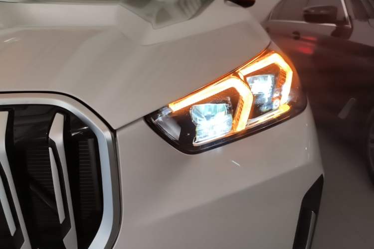Used BMW X1 2023 sDrive25Li X Design Package Left Front Headlight