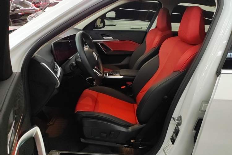 Used BMW X1 2023 sDrive25Li M Sport Package Left Front Seat