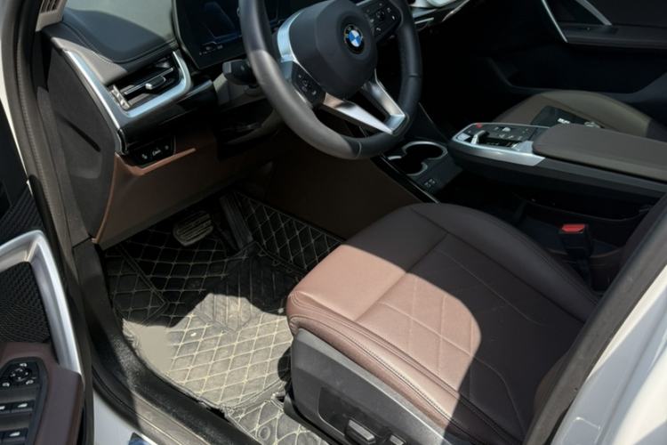 Used BMW X1 2023 sDrive25Li X Design Package Left Front Seat